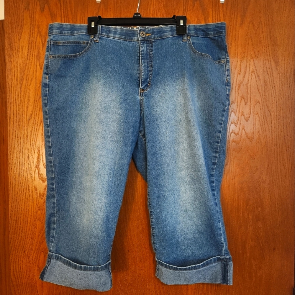 Faded Glory Plus size Crop pants